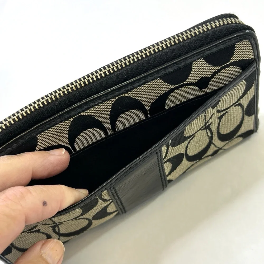Vtg Coach Zip Around Accordion Wallet Black Signature Canvas Leather Buckle 8x4